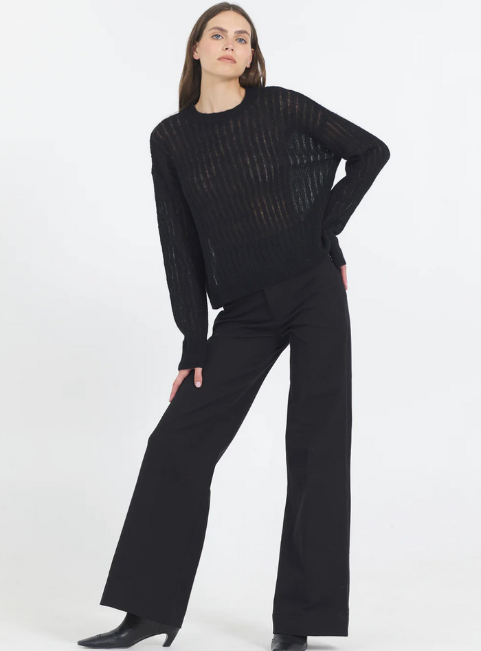 APRIL PULLOVER IN BLACK