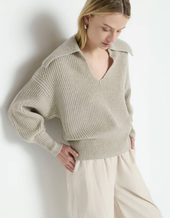 ASHTON COLLARED PULLOVER IN MOONBEAM