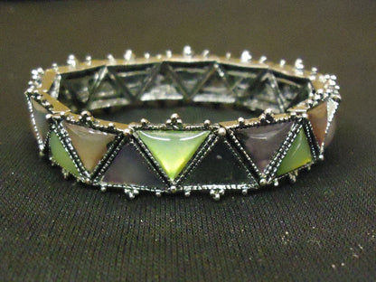 designer-fashion-bracelet-chain-link-metal-female-adult-silver-green-brown-preowned 1