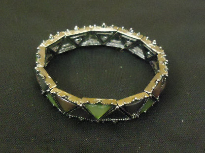 designer-fashion-bracelet-chain-link-metal-female-adult-silver-green-brown-preowned 2