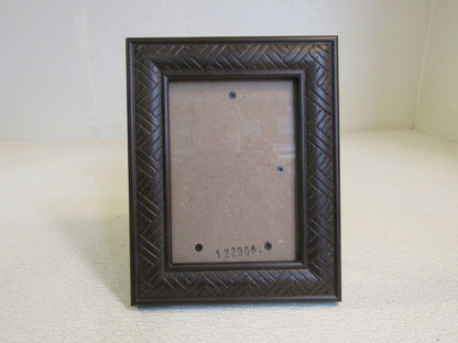 Designer-Picture-Frame-5-in-x-7-in-Brown-122906-176 3