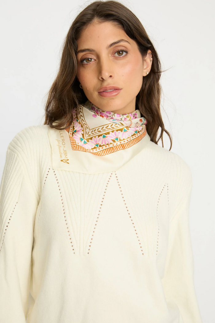 ELINE SWEATER IN ANTIQUE WHITE