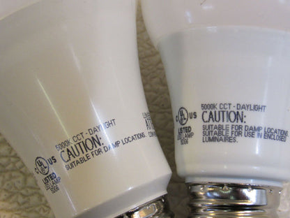 Feit-Elecrtic-LED-Light-Bulbs-Lot-of-2-1600-Lumens-120VAC-60Hz-165mA-680 5