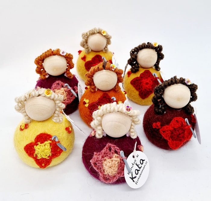 Felted wool Crochet Lady - Purple - The Icelandic Store