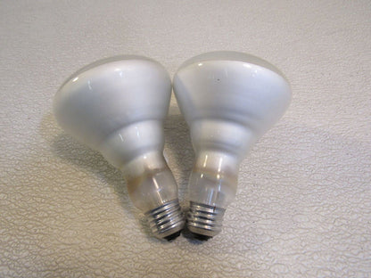 GE-Flood-Light-Bulbs-Incandescent-Lot-of-2-White-65W-120V-666 3