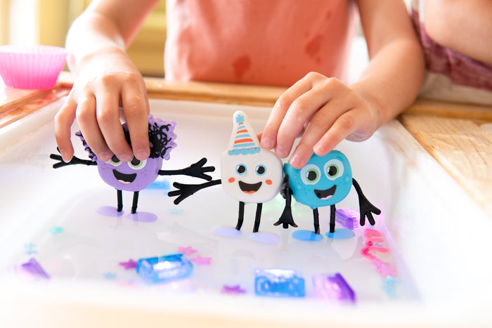 Bath toys GLO PALS Characters