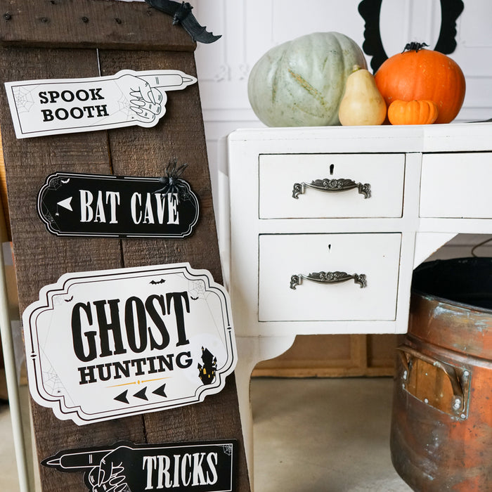 Halloween Haunted House Party Signs
