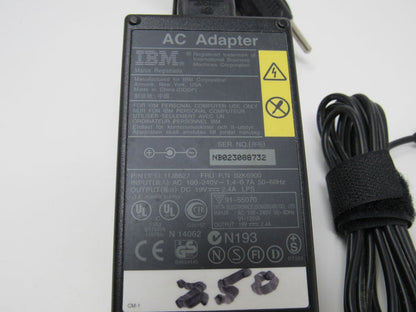 IBM-AC-Adaper-Output-DC-19V-50-60Hz-11J8627-282 5
