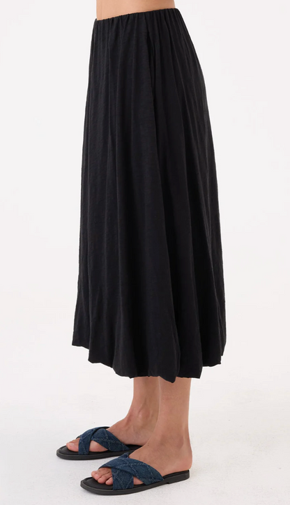 MIDI BUBBLE SKIRT IN BLACK