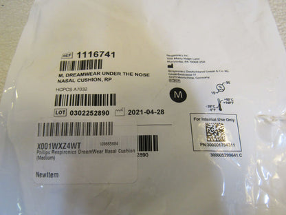Philips-Respironics-Dreamwear-Under-The-Nose-Nasal-Cushion-Medium-Rubber-244 5