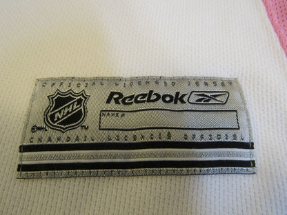 Reebok-Vancouver-Canucks-Hockey-Jersey-NHL-Female-Adult-Size-S-360 4
