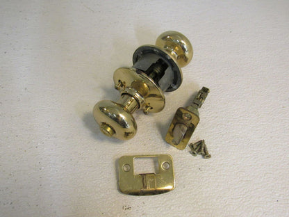 Schlage-Door-Knob-Privacy-Polished-Brass-526 2