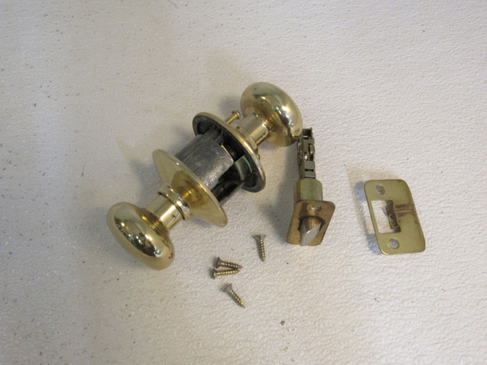 Schlage-Door-Knob-Privacy-Polished-Brass-536 2