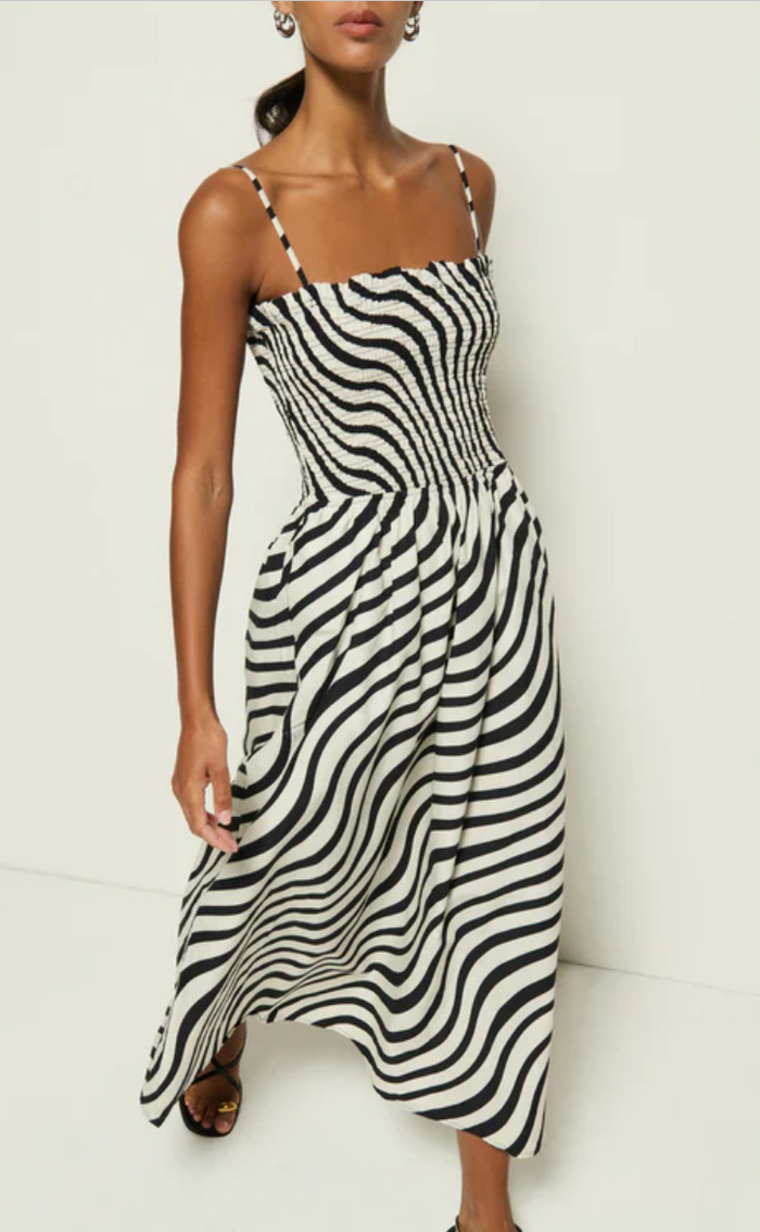 SIBELLE SMOCKED MIDI IN SWIRL PRINT