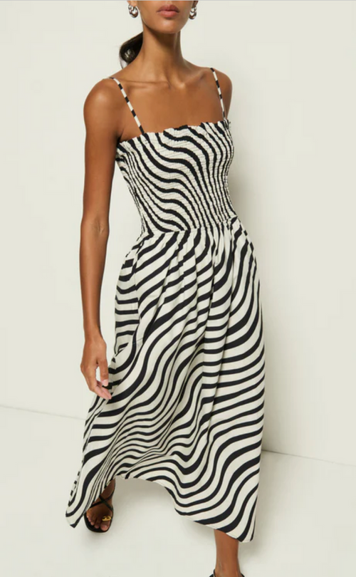 SIBELLE SMOCKED MIDI IN SWIRL PRINT