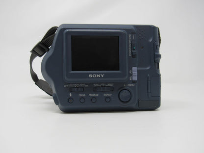 Sony-Digital-Camera-With-Case-FD-Mavica-MPEG-Movie-6x-Precision-Zoom-MVC-FD100-342 4
