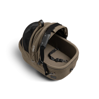 Tavo Pets Maeve Small pet Car Seat leash attachment