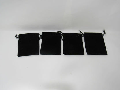 Victoria-Emerson-Jewlery-Bags-Lot-of-4-Blacks-614 5