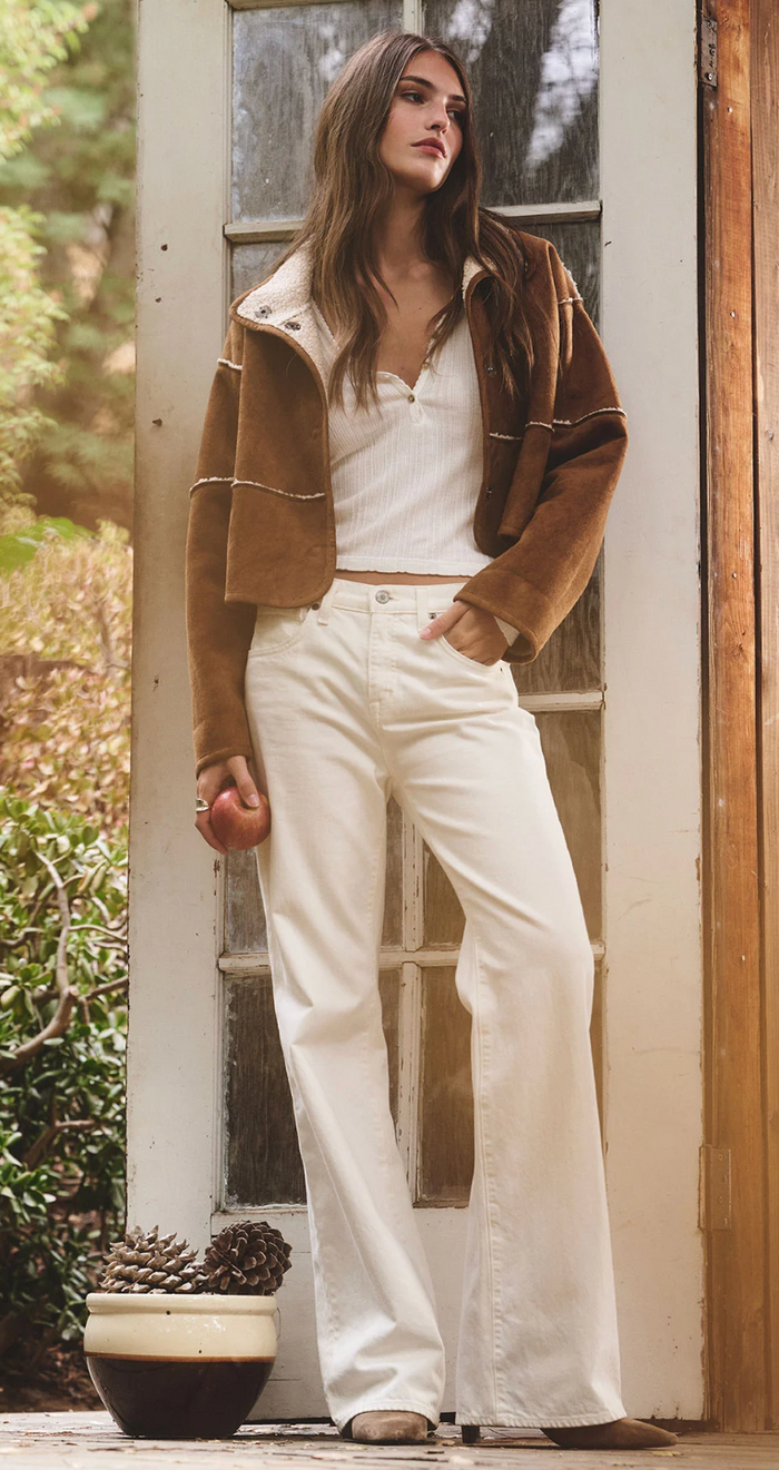 WINONA IN WHITE