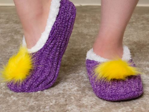 NolaCajun Womens Pom Pom Sherpa Footies Purple Yellow S/M Louisiana Tiger Spirit Socks